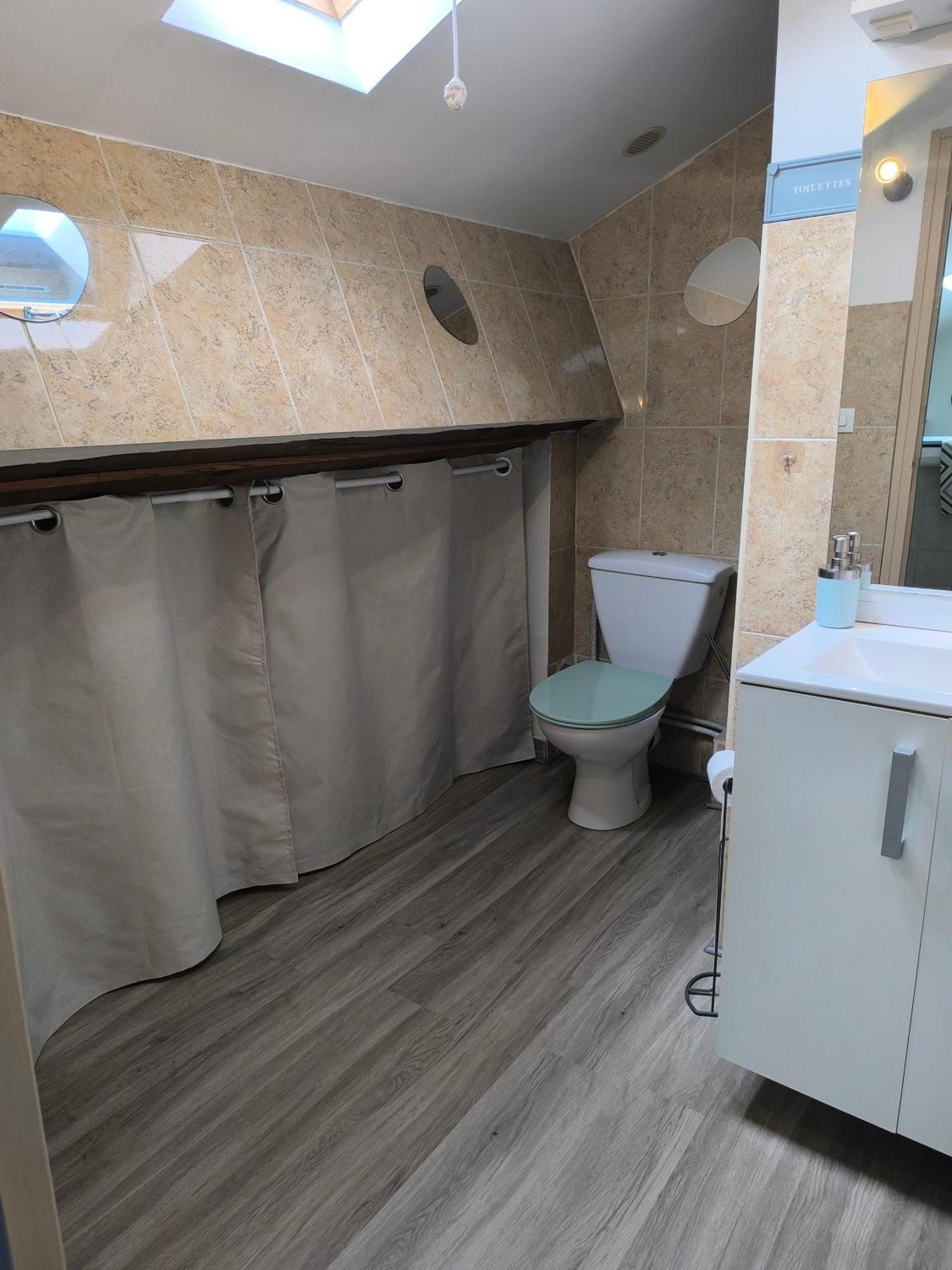 Sous Les Toits Apartment Narbonne Exterior photo